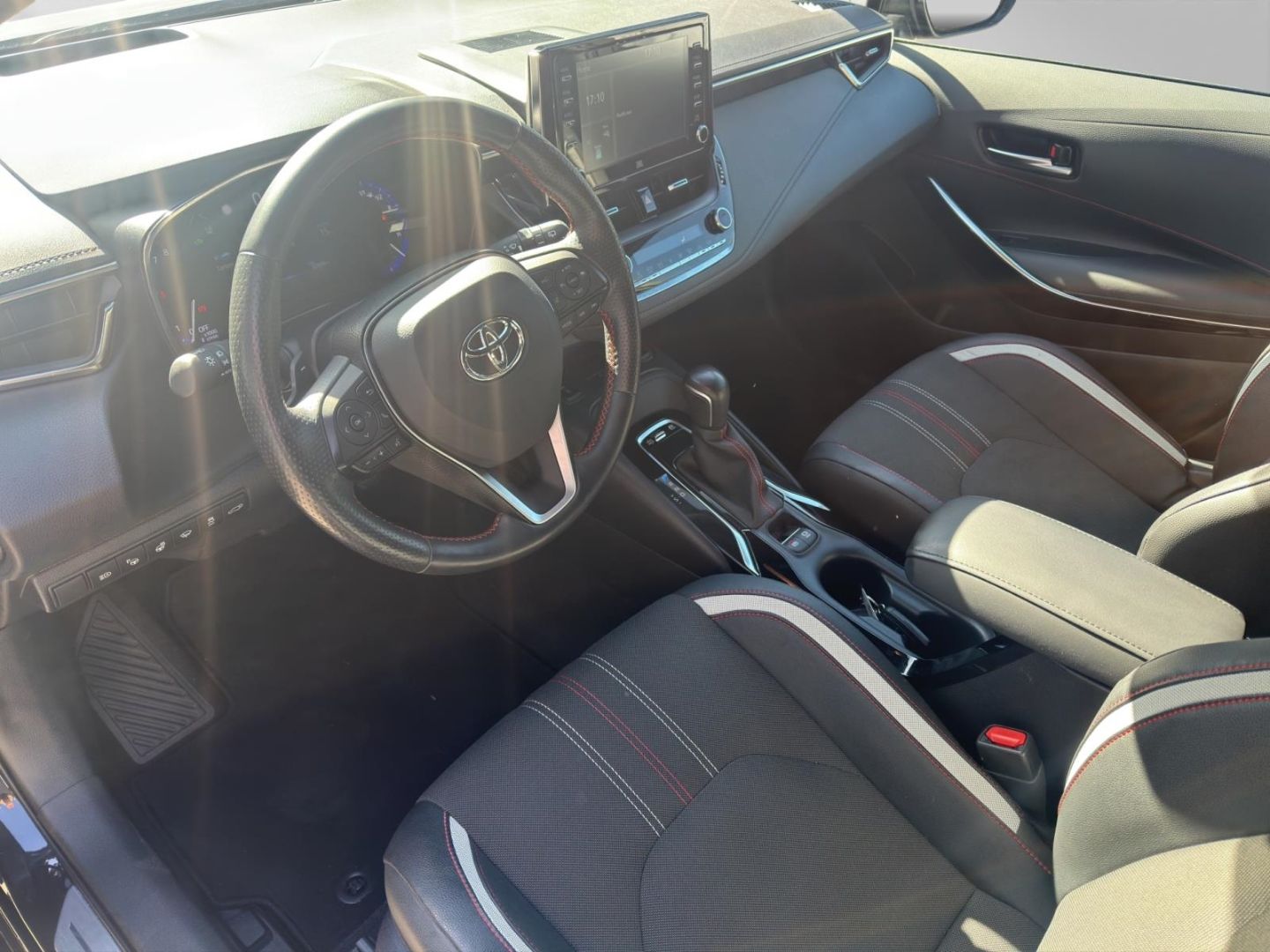 Toyota Corolla 2.0 Hybrid TS GR Sport - Samsaru's Car Outlet