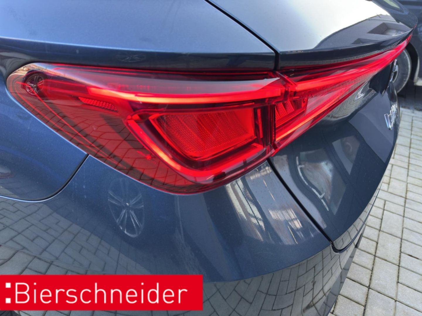Seat Leon SP 2.0 TDI DSG Xcellence AHK KAMERA LED NAV