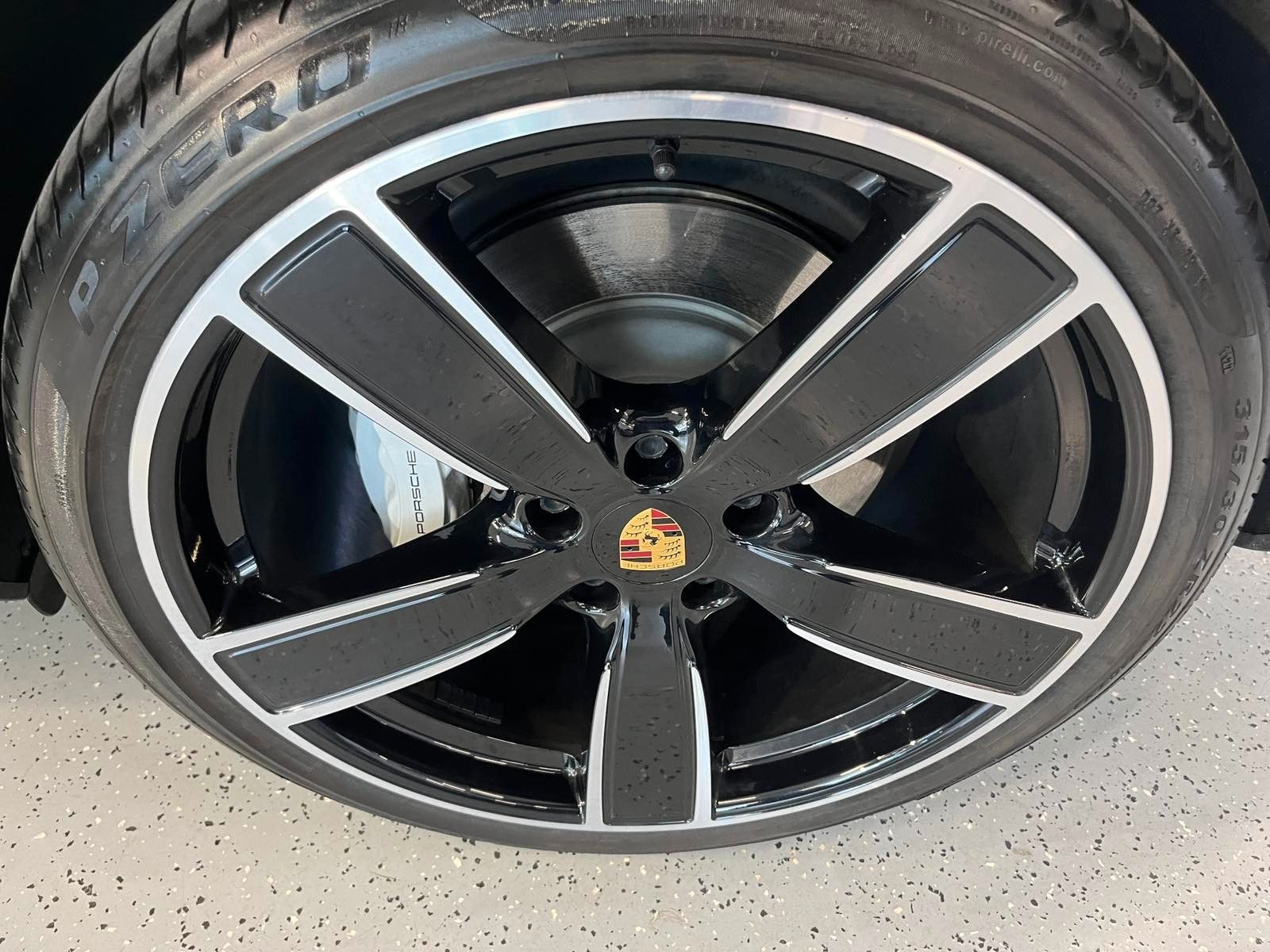 Porsche Cayenne Turbo /360 KAMERA /PANO/BOSE AUDIO