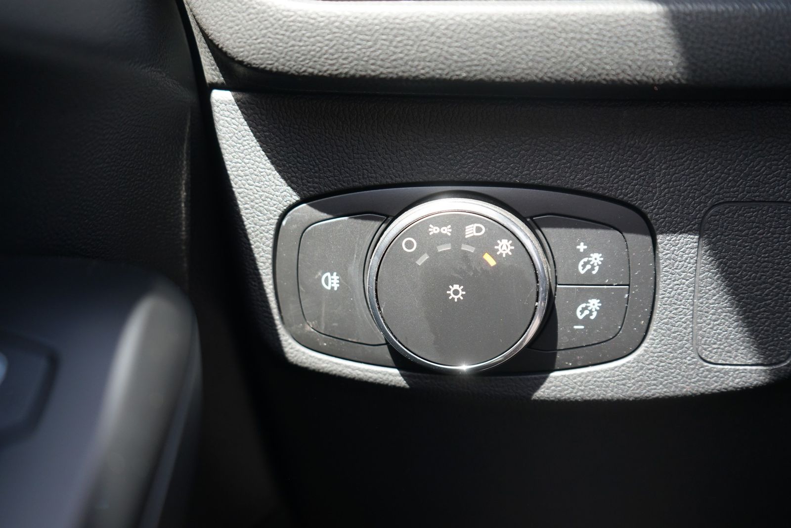 Ford Focus 1.5 EcoBlue ST-Line Aut. LED ACC Kamera