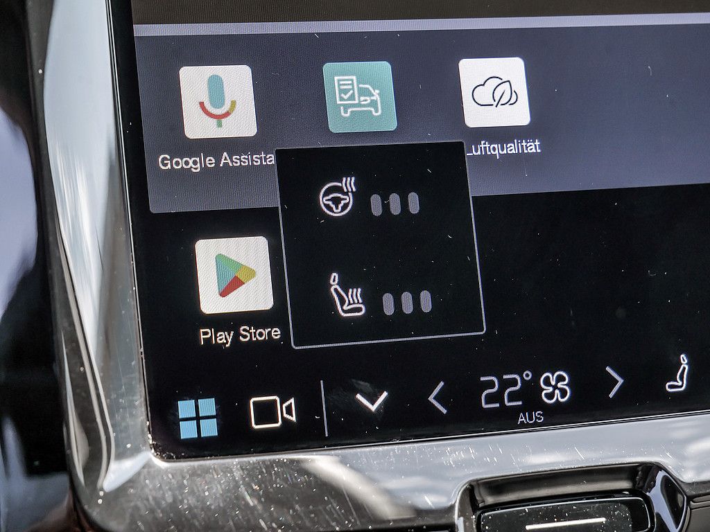 Volvo XC60 B4 Plus Dark AWD