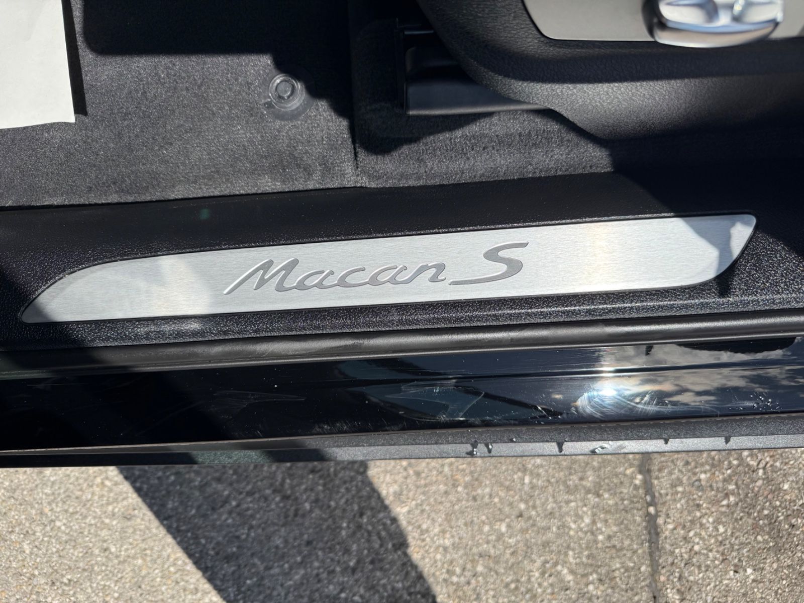Porsche Macan S - Samsaru's Car Outlet