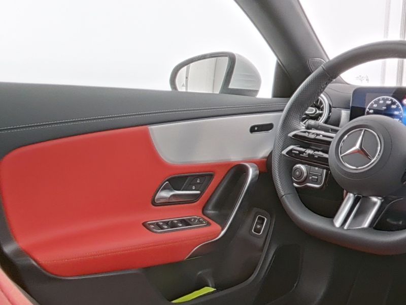Mercedes-Benz CLA 220 d Coupé AMG-Sport - Samsaru's Car Outlet