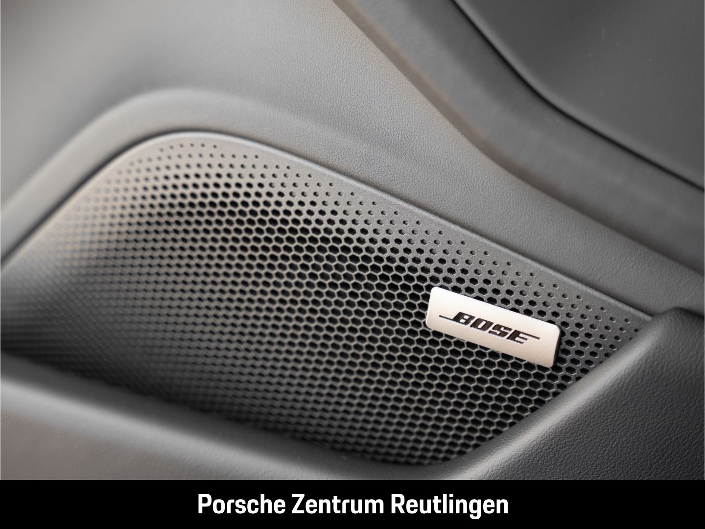 Porsche Taycan 4S Cross Turismo HA-Lenkung Active-Ride