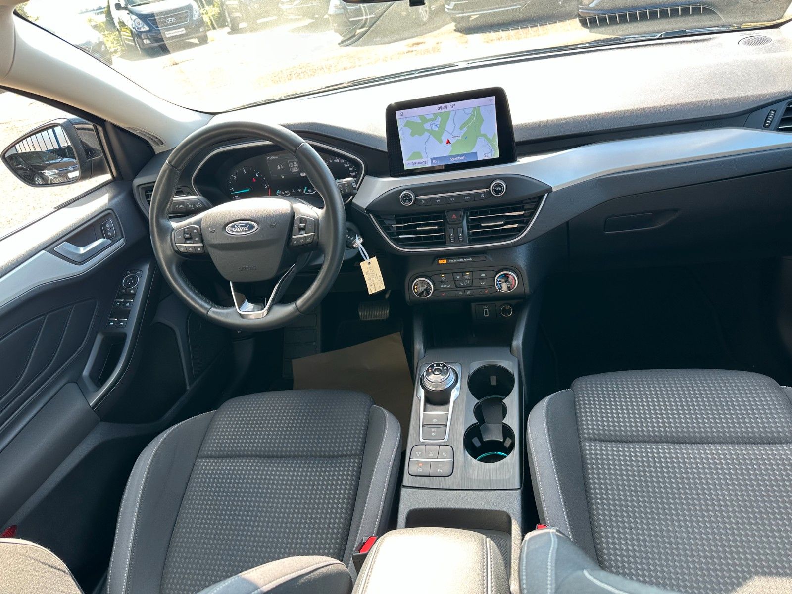 Ford Focus Turnier Cool & Connect - Samsaru's Car Outlet