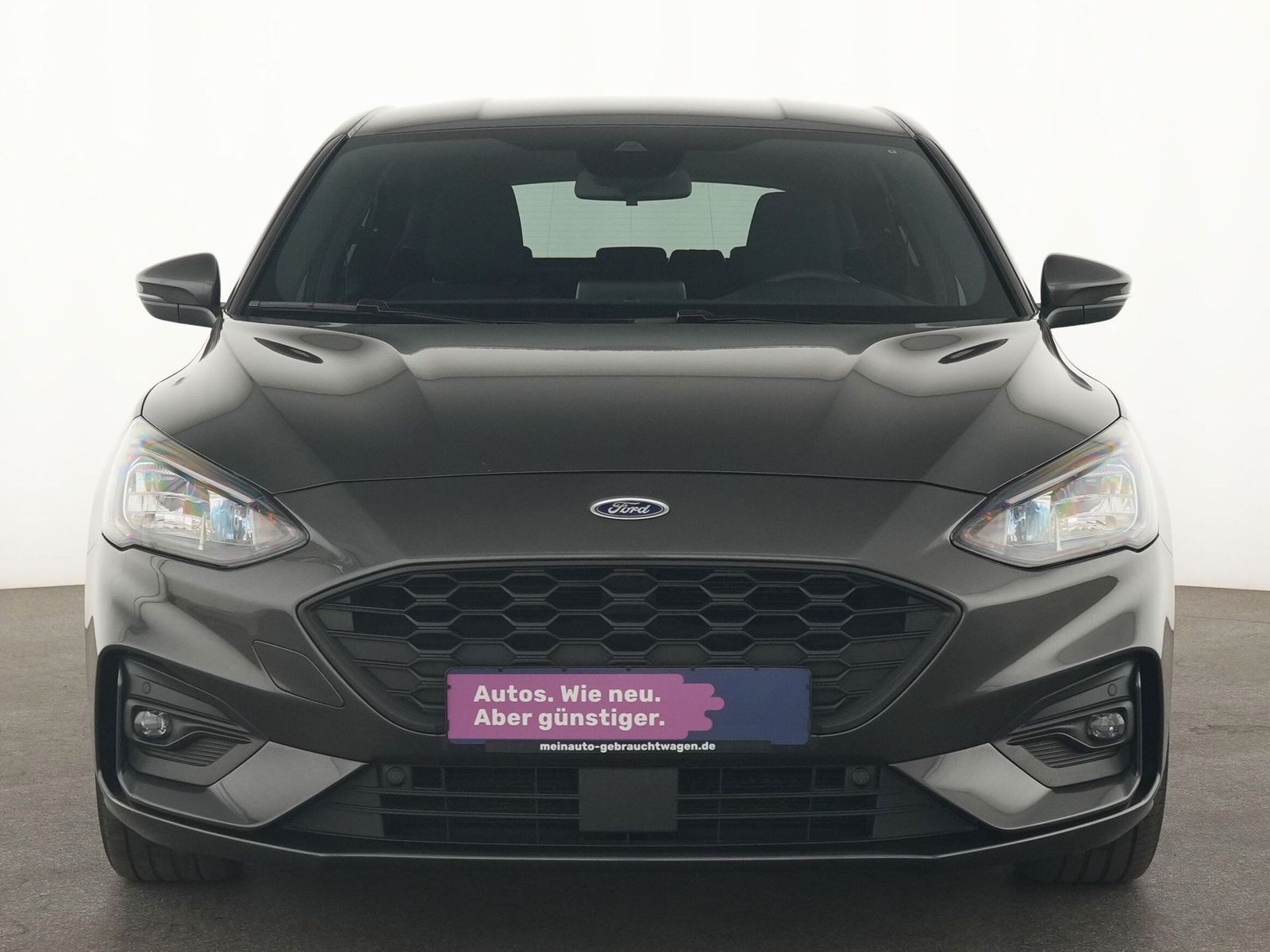 Ford Focus ST-Line - Samsaru's Car Outlet