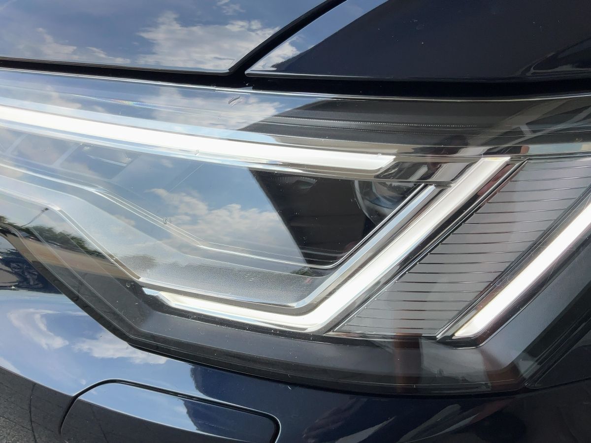 Audi A6 Avant 55 TFSI e QU S-LINE MATRIX+NAVI+HuD+AHK