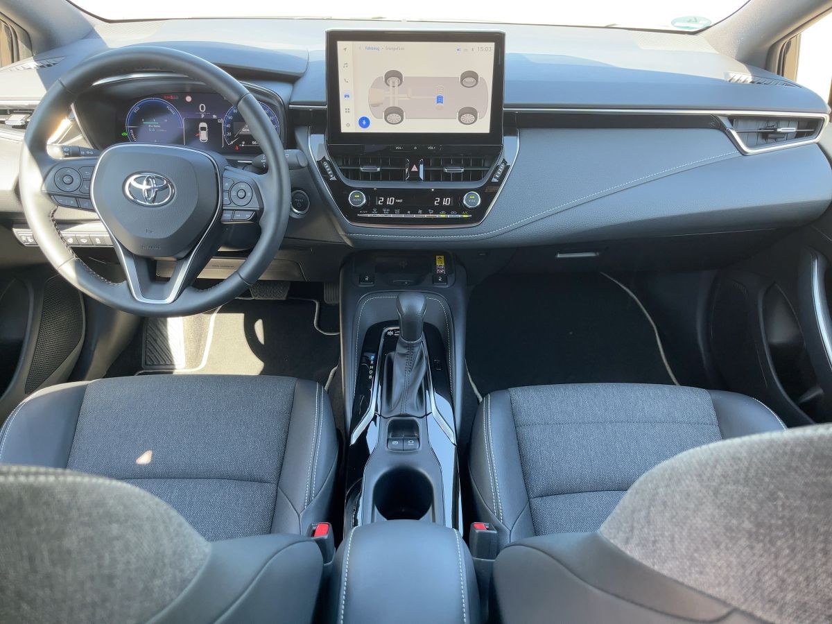 Toyota Corolla 1.8 Hybrid Team D CloudNavi*KAM*DAB*SHZ