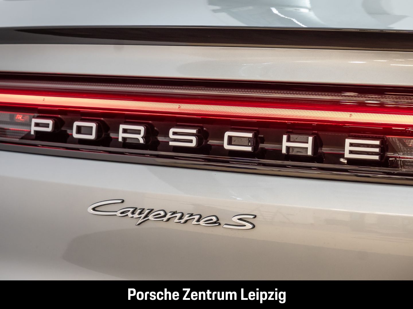Porsche Cayenne S E-Hybrid Coupe HD-Matrix HeadUp Sporta