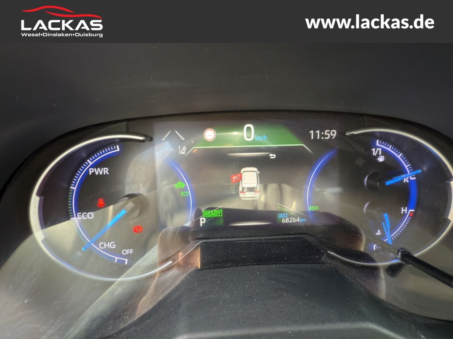 Toyota RAV 4 Hybrid 4x2 - Samsaru's Car Outlet
