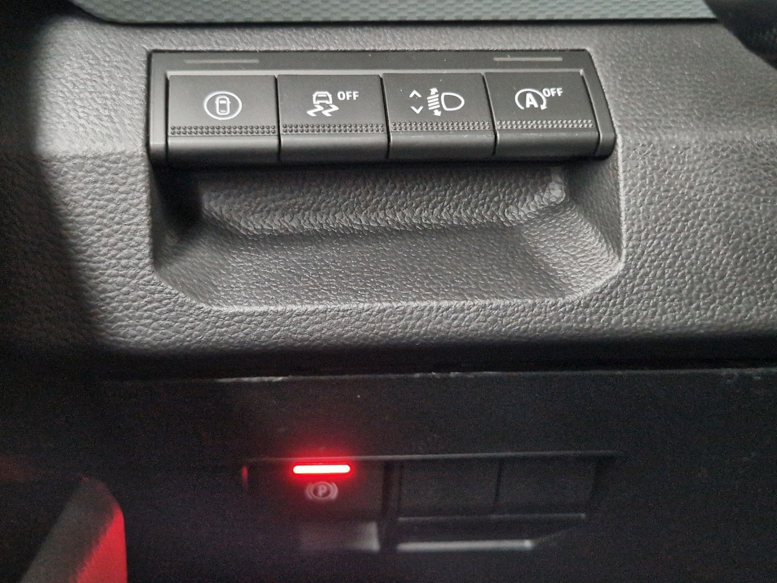 Dacia Duster Extreme TCe 130 4x4 - Samsaru's Car Outlet