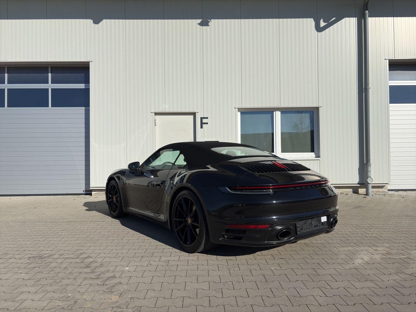 Porsche 992 Cabrio - Samsaru's Car Outlet