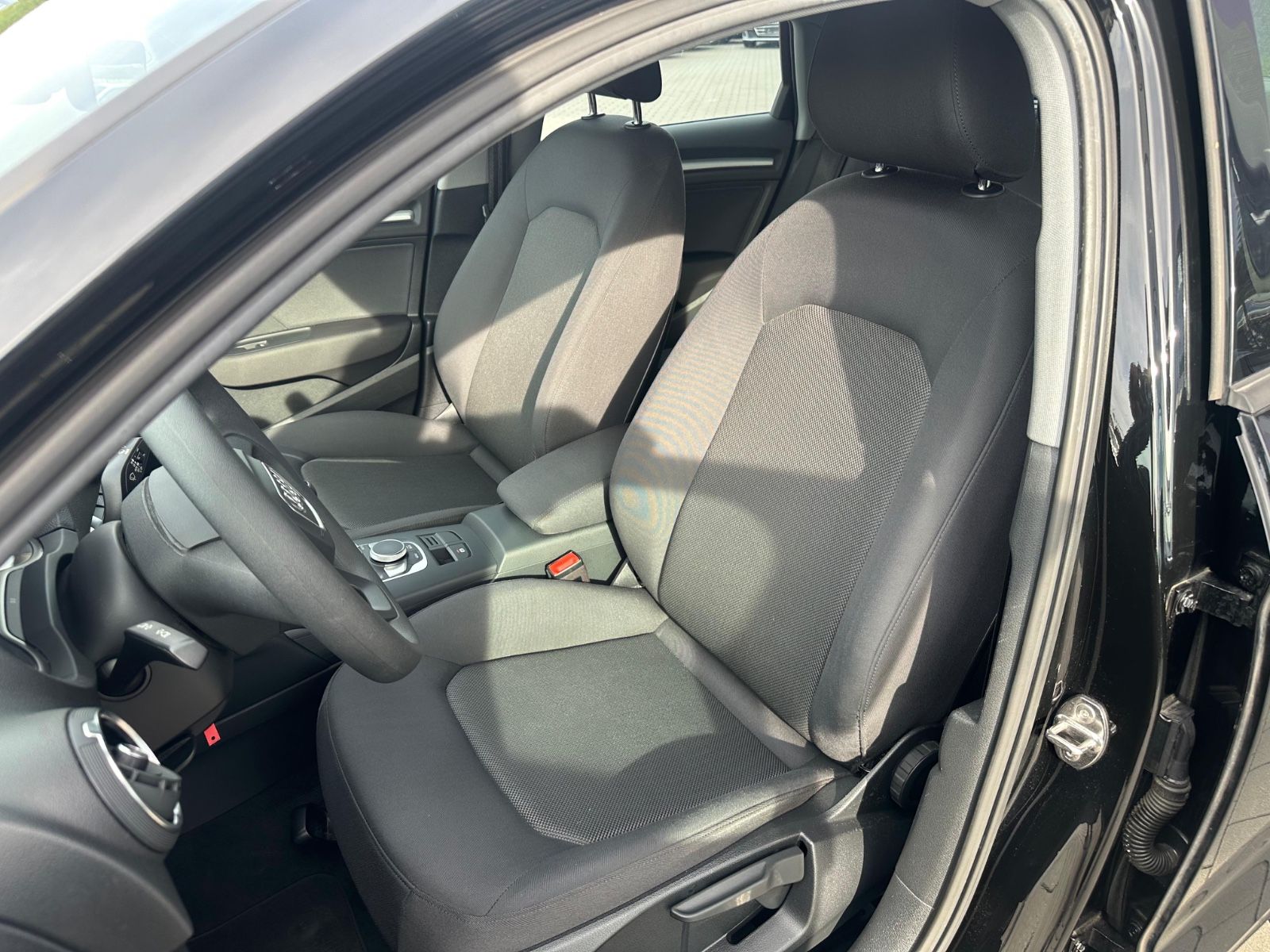 Audi A3 Limousine 30 TFSI - Samsaru's Car Outlet