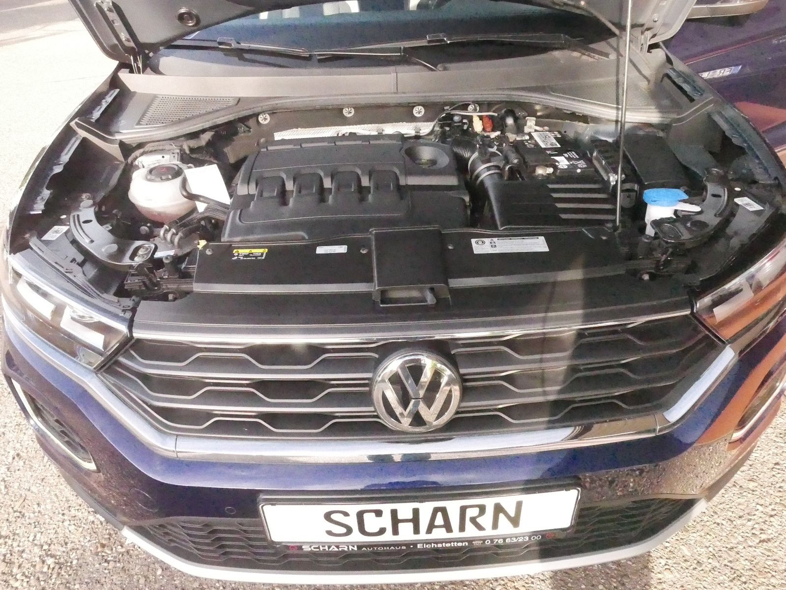 Volkswagen T-Roc Sport - Samsaru's Car Outlet