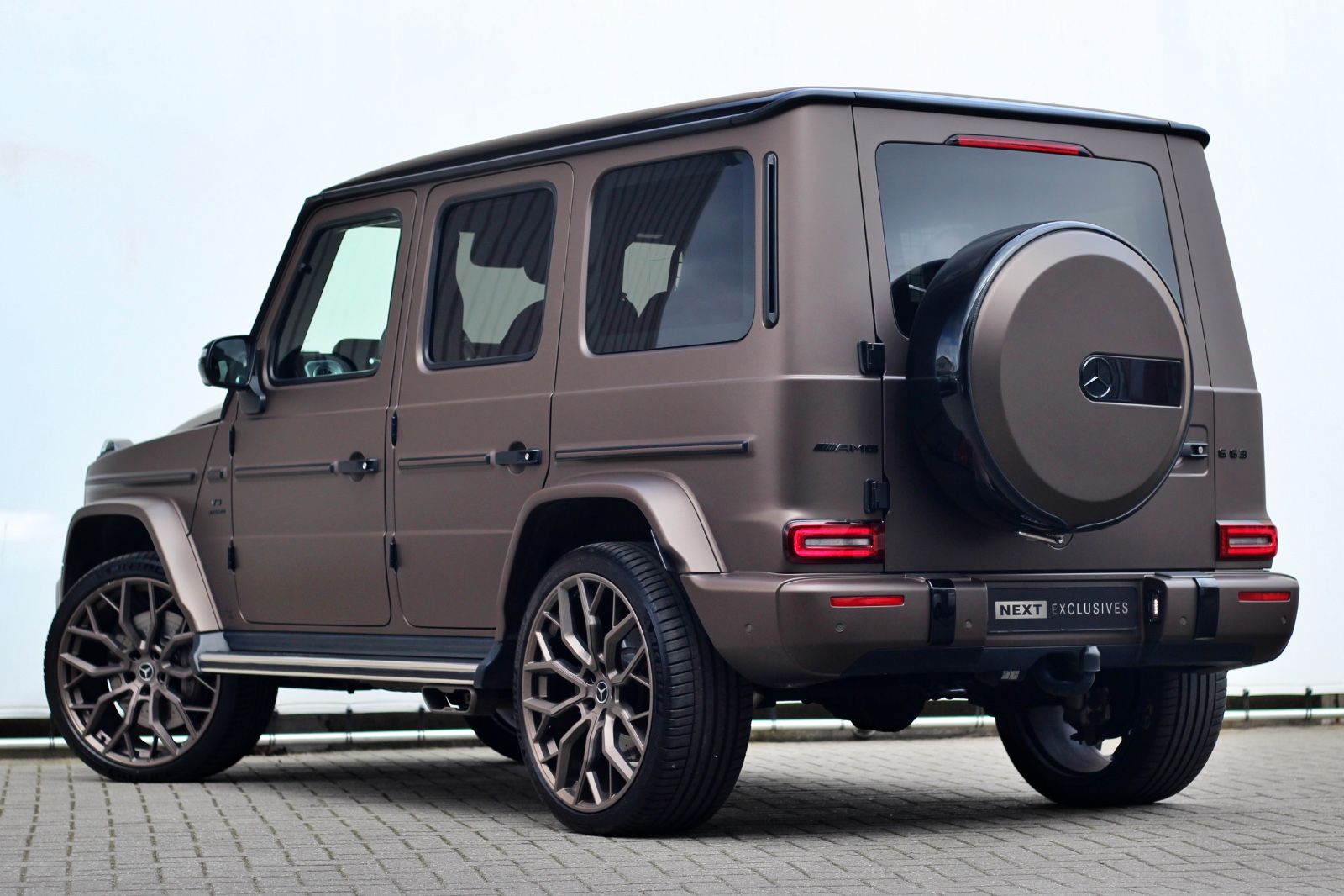 Mercedes-Benz G 63 AMG - Samsaru's Car Outlet
