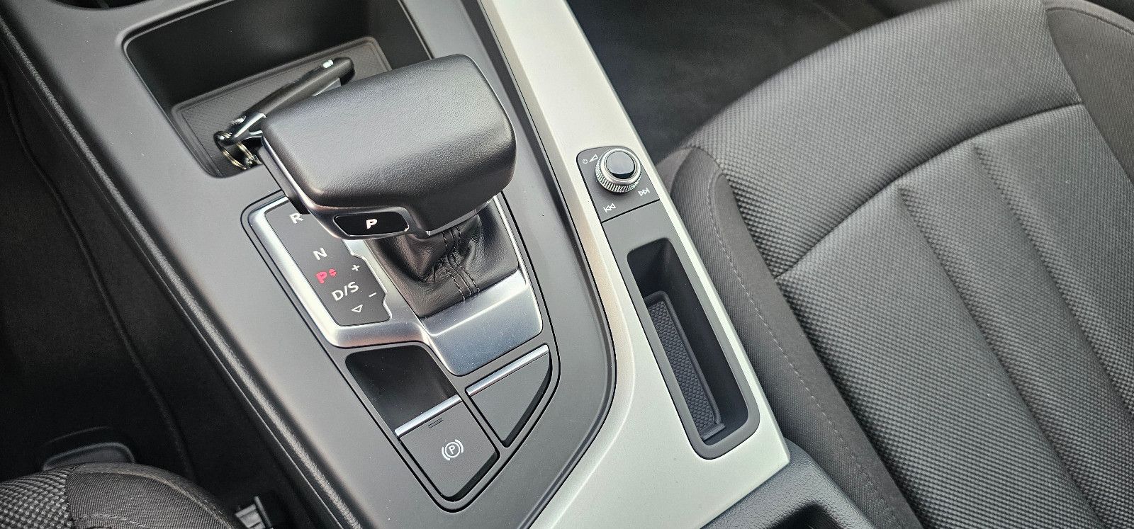 Audi A4*Lim.*40TDI*Quattro*Virtual*LED*Kamera*Carplay