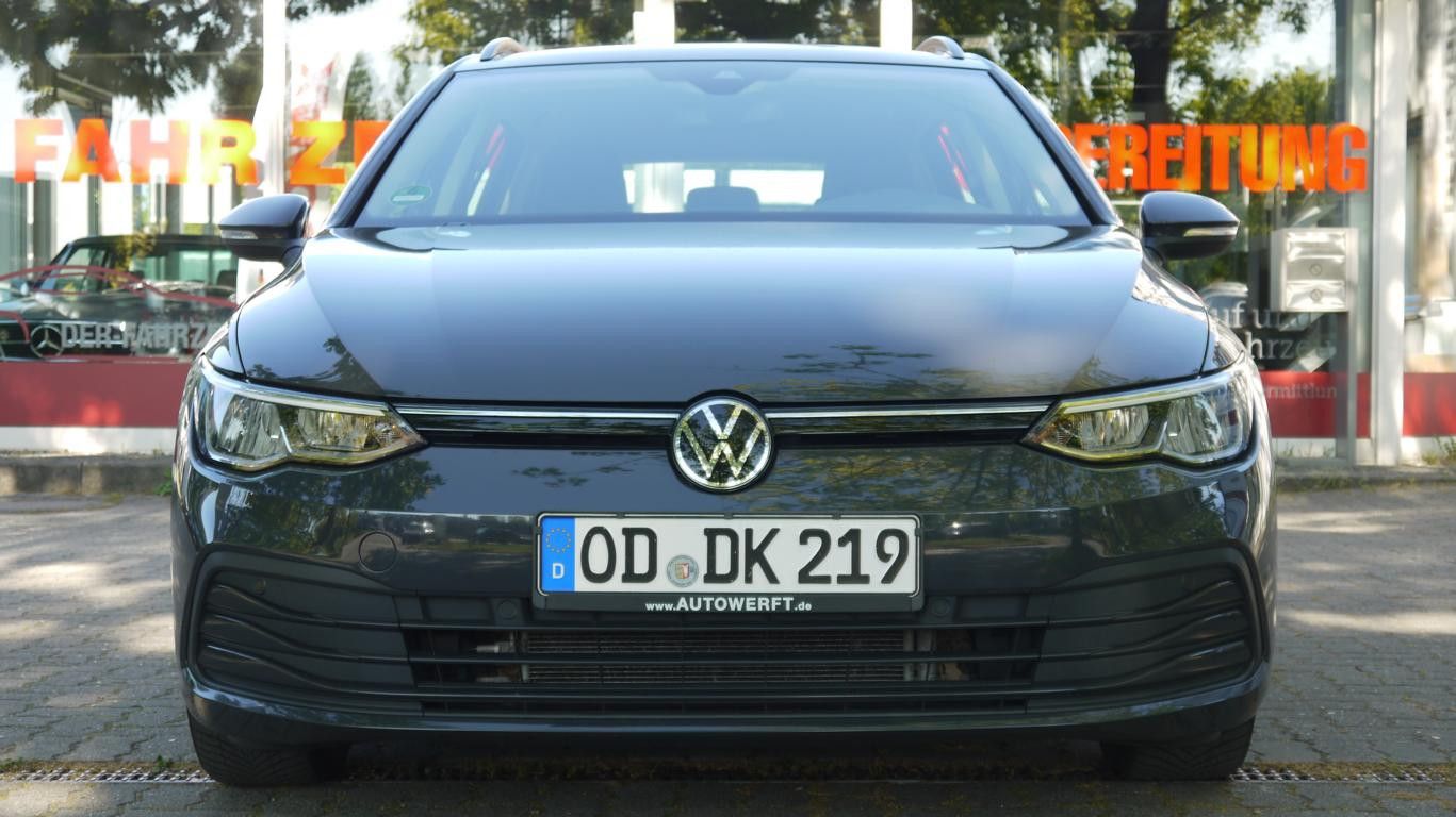Volkswagen Golf VIII Variant Life - Samsaru's Car Outlet