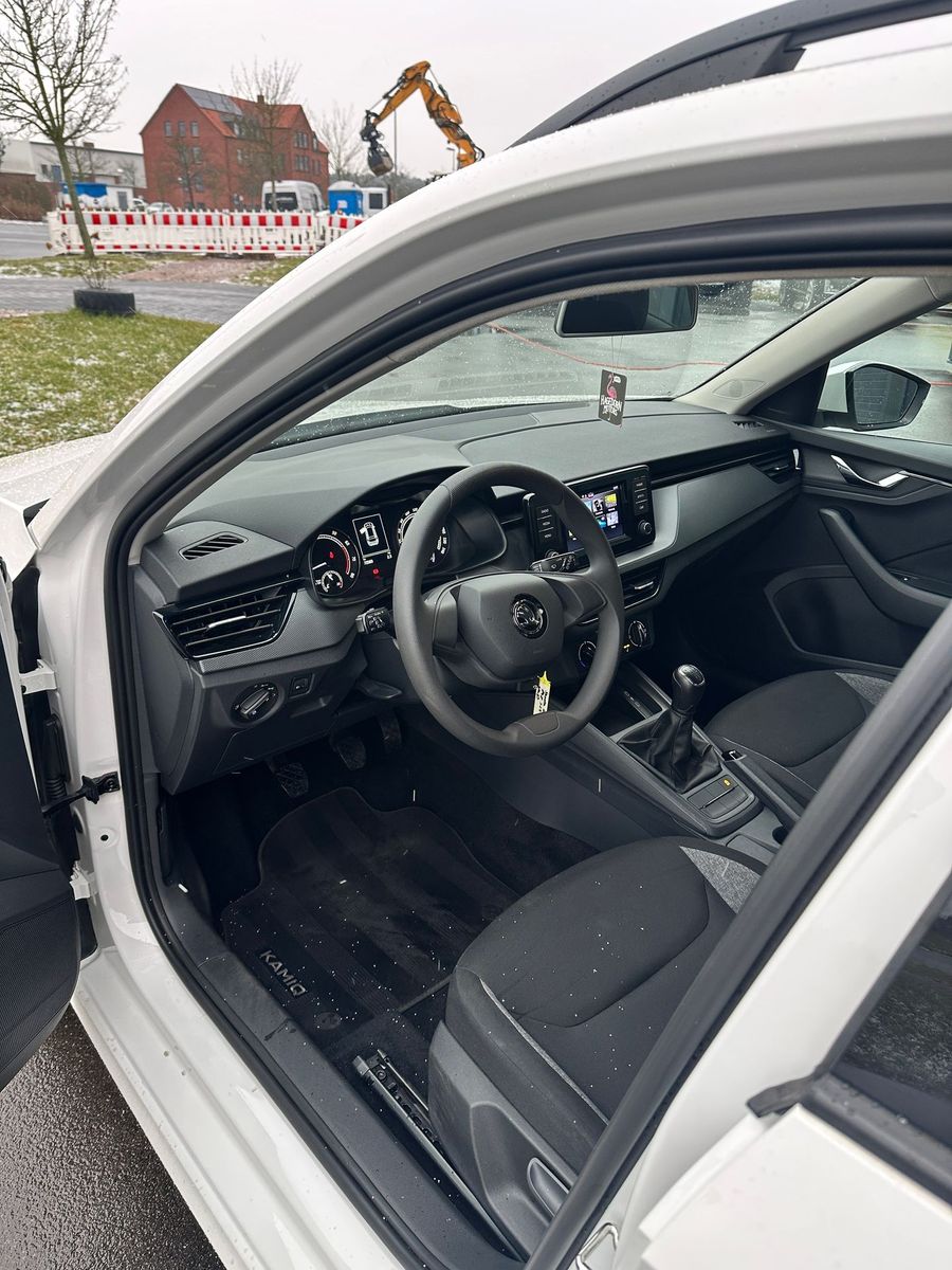 Skoda Kamiq Active - Samsaru's Car Outlet