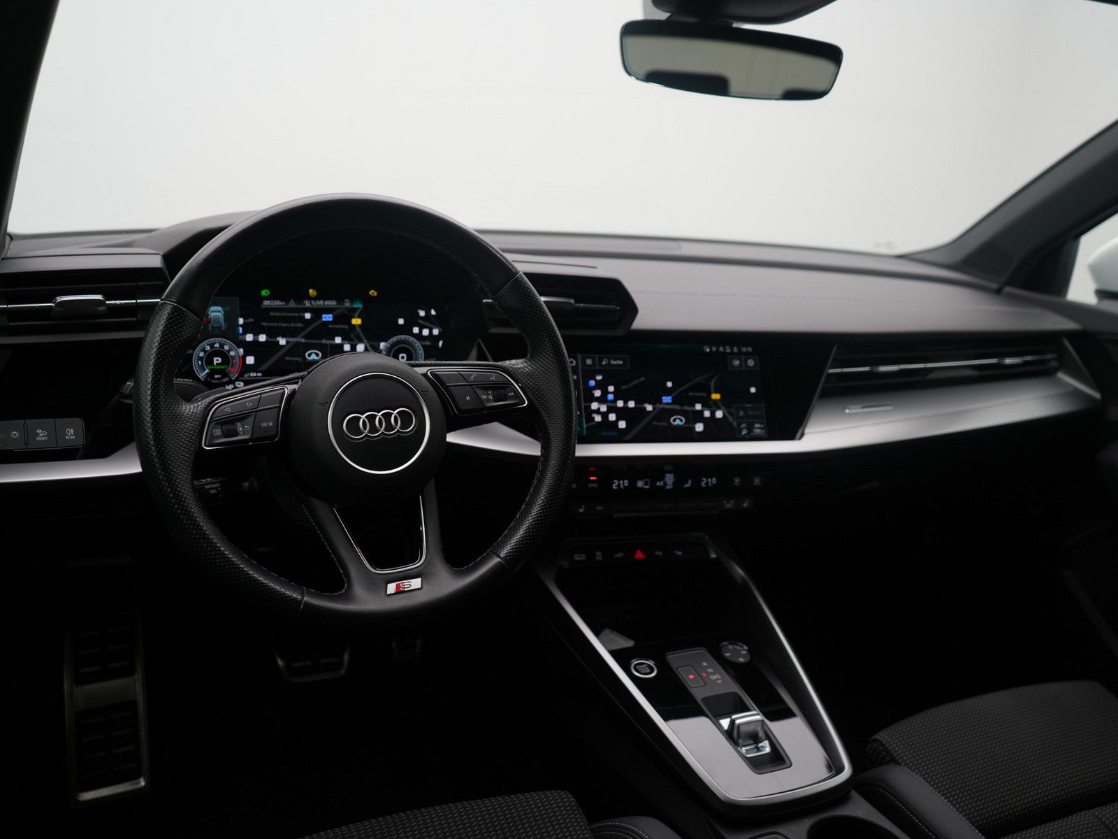 Audi A3 Sportback 40 e S line ACC NAVI SHZ PDC AHK