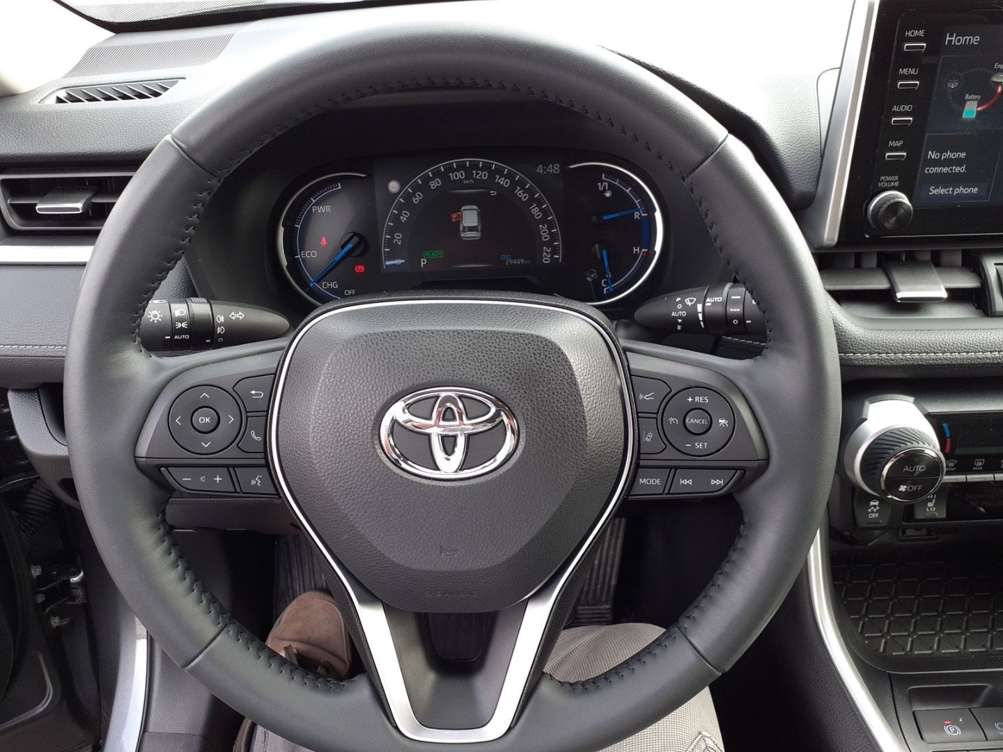 Toyota RAV 4 H3 Business AWD - Samsaru's Car Outlet