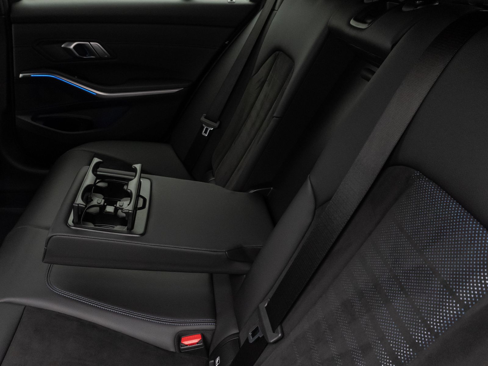 BMW 320d M Sport - Samsaru's Car Outlet