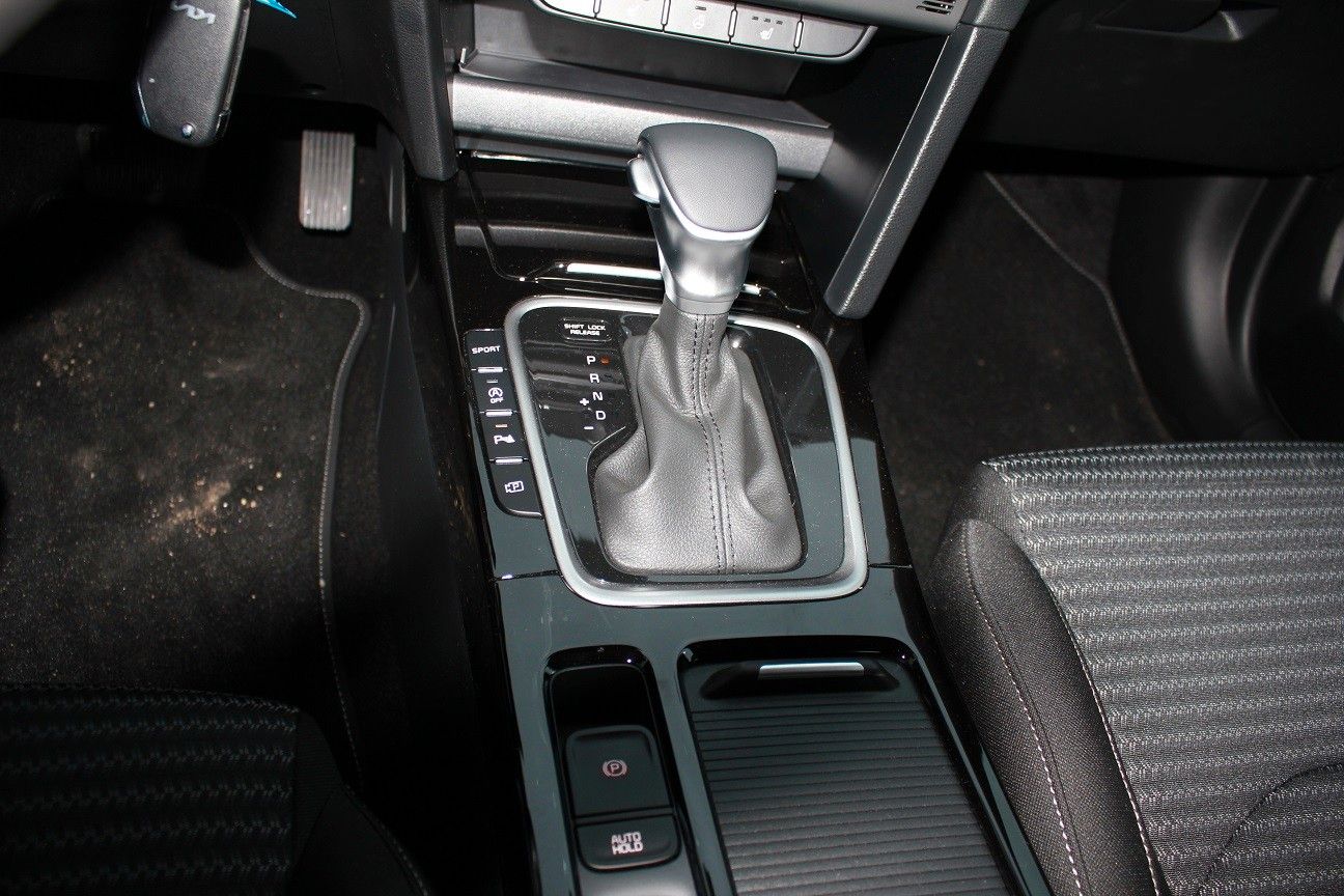 Kia CEED 1.5 T-GDI VISION KOMFORT PLUS - Samsaru's Car Outlet
