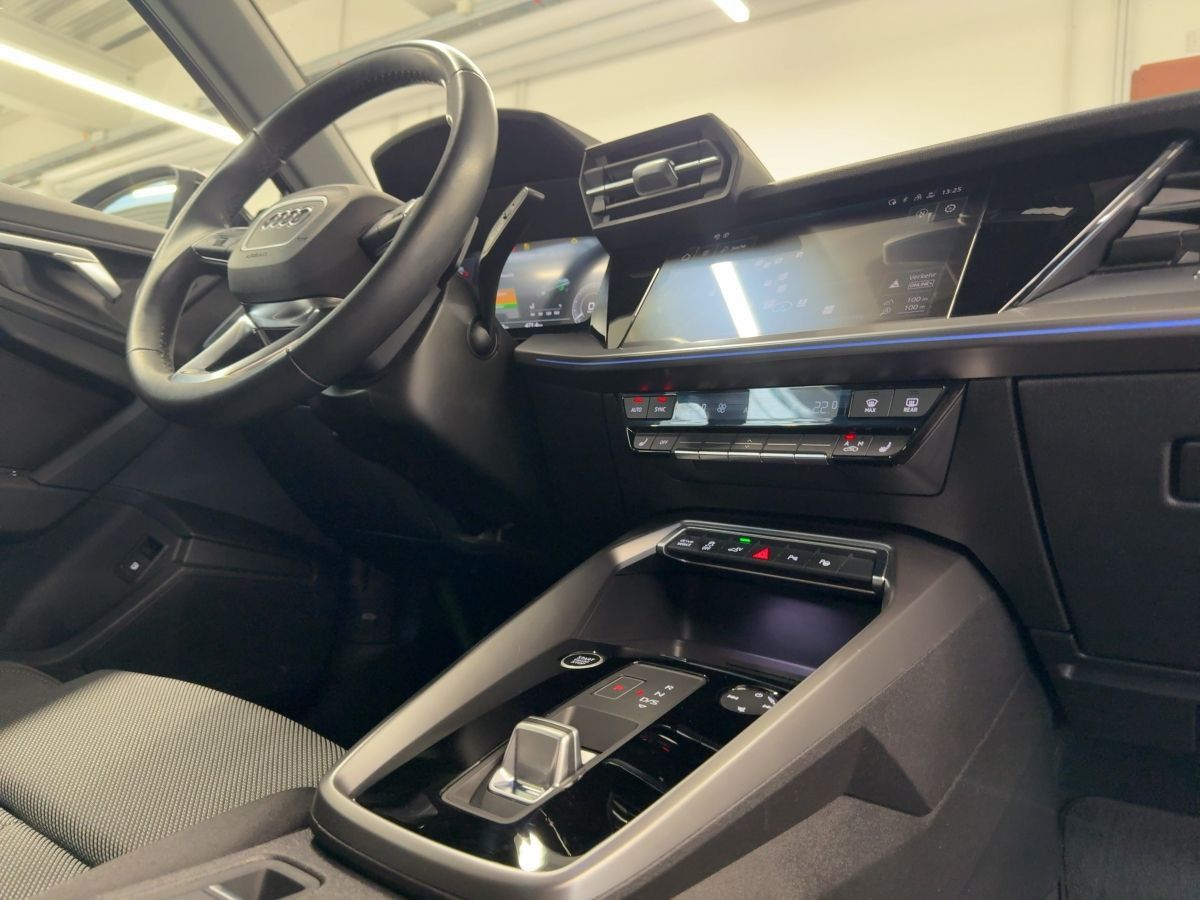 Audi A3 Sportback 45 TFSI e S line LED Kamera Navi