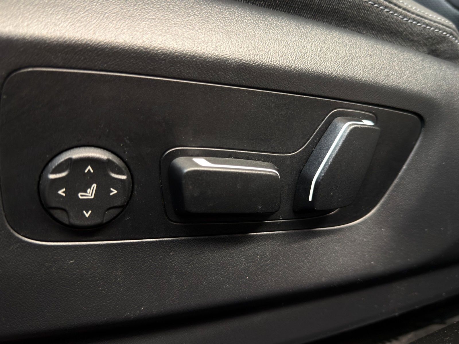 BMW 520xd Touring ACC STHZ 360° H/K HUD 4-ZK LED QI