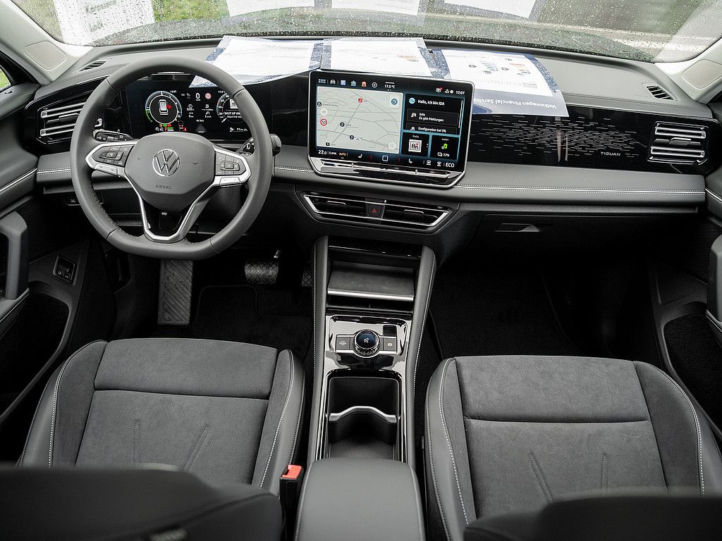 Volkswagen Tiguan 1.5 TSI eHybrid Elegance AHK KAM LED SHZ