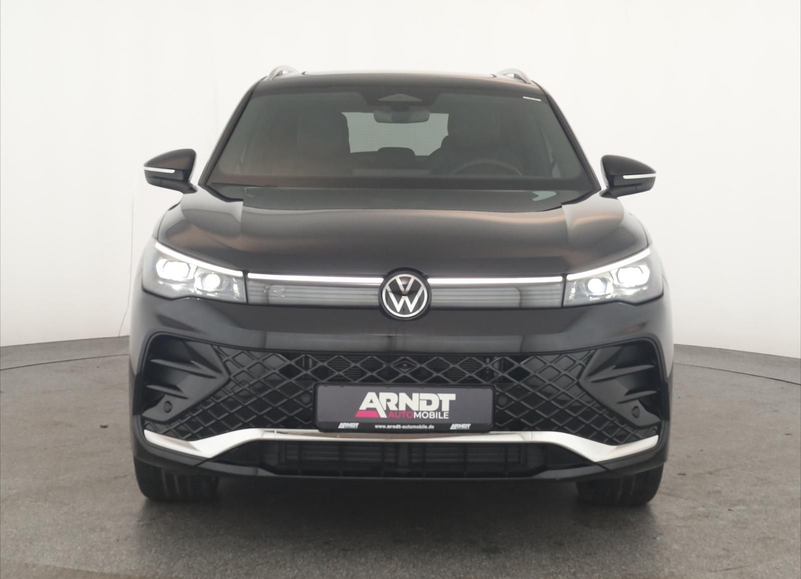 Volkswagen Tiguan 2.0 TDI 4M DSG R-Line Leder Pano Navi 360
