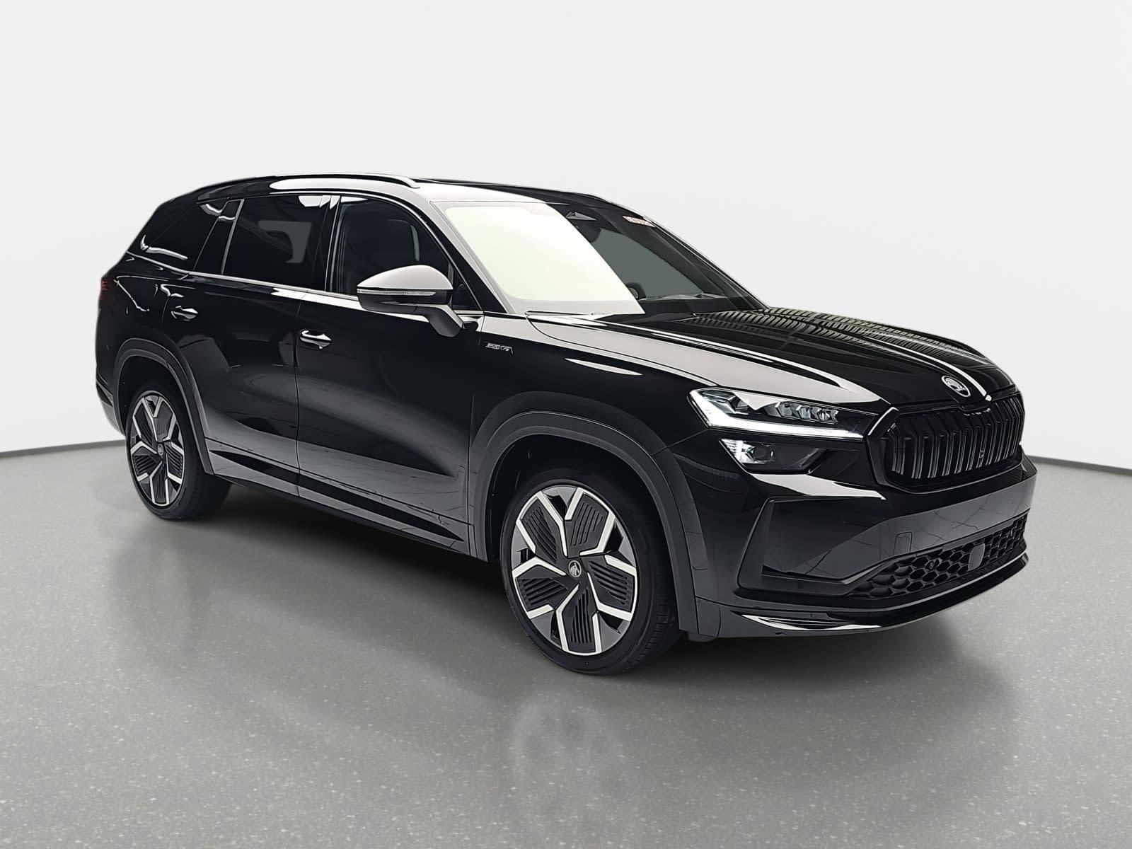 Skoda 1.5 TSI DSG IV PHEV SPORTLINE AHK PANO LM