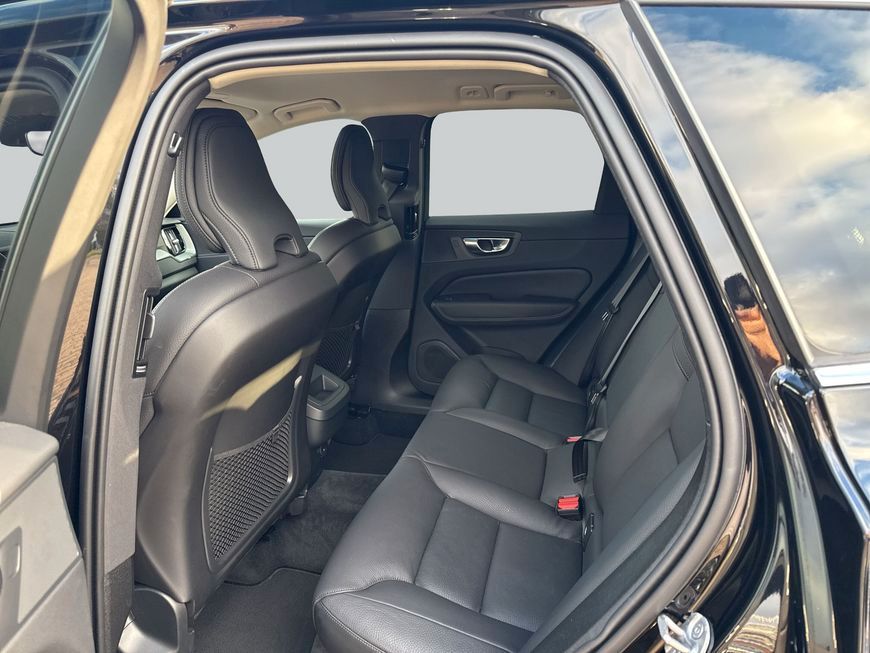 Volvo XC60 B5 B AWD Core