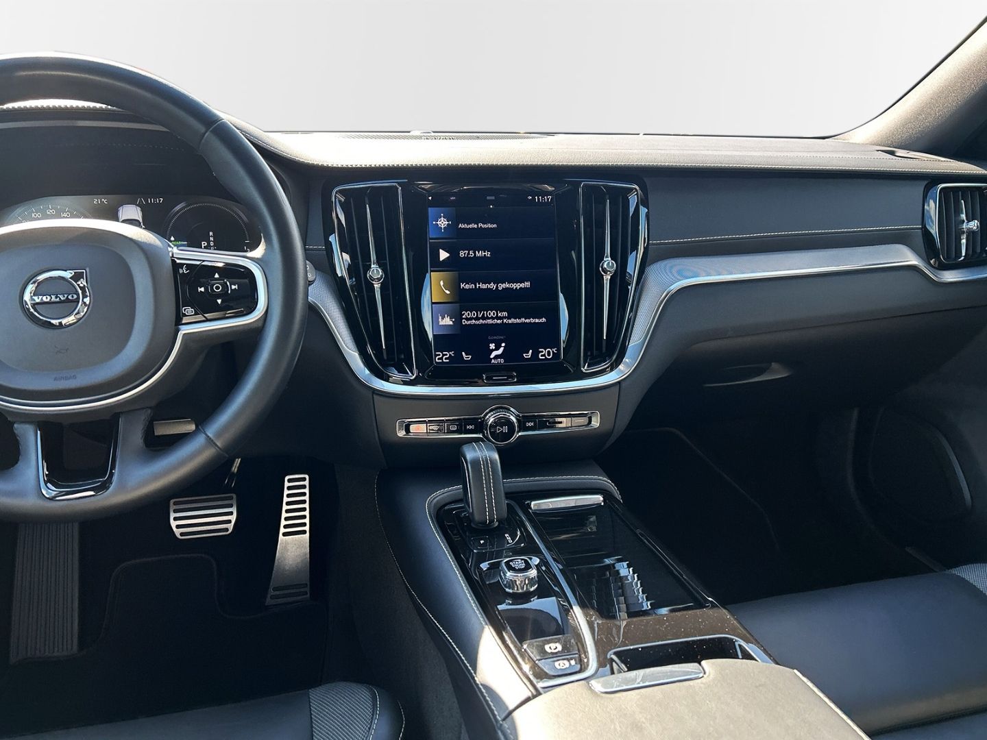 Volvo V60 Recharge T6 AWD Plus Dark 19'' Allwetter AHK