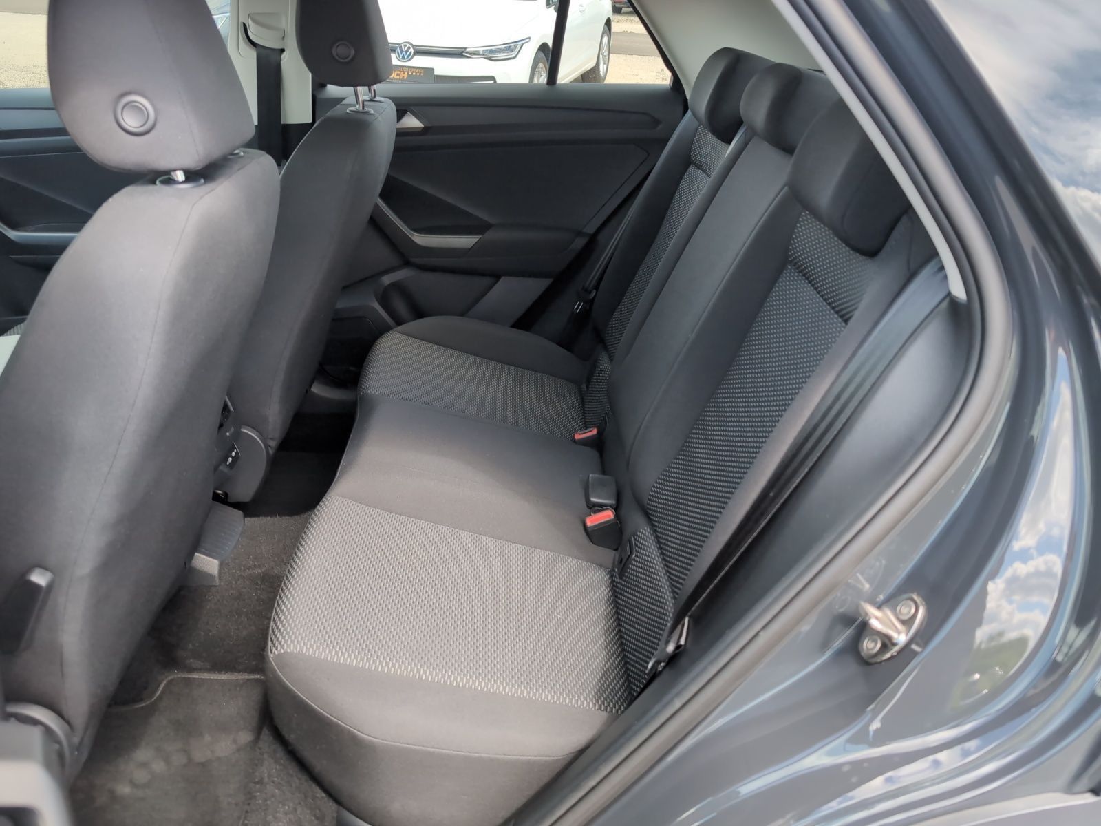 Volkswagen T-Roc 1.0TSI - Samsaru's Car Outlet