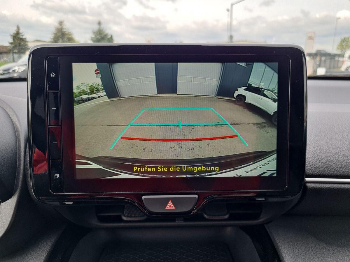 Toyota Yaris Cross Hybrid Team D Navi+Matrix+SHZ