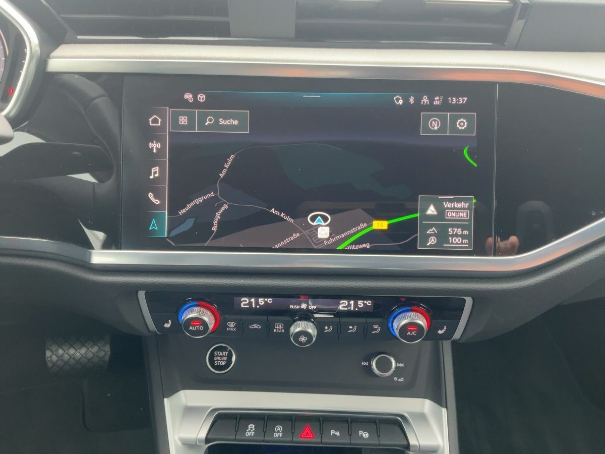 Audi Q3 40 TFSI QU S-TR ADVANCED - Samsaru's Car Outlet