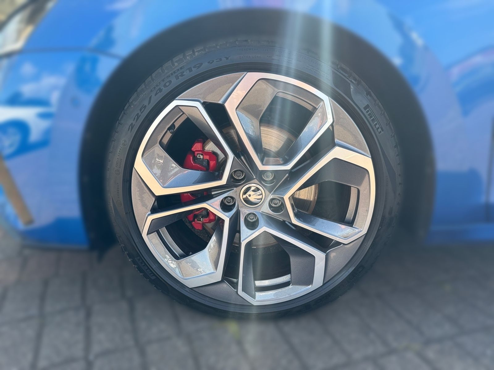 Skoda Octavia Combi 2.0 TDI DSG 4x4 RS PLUS - Samsaru's Car Outlet