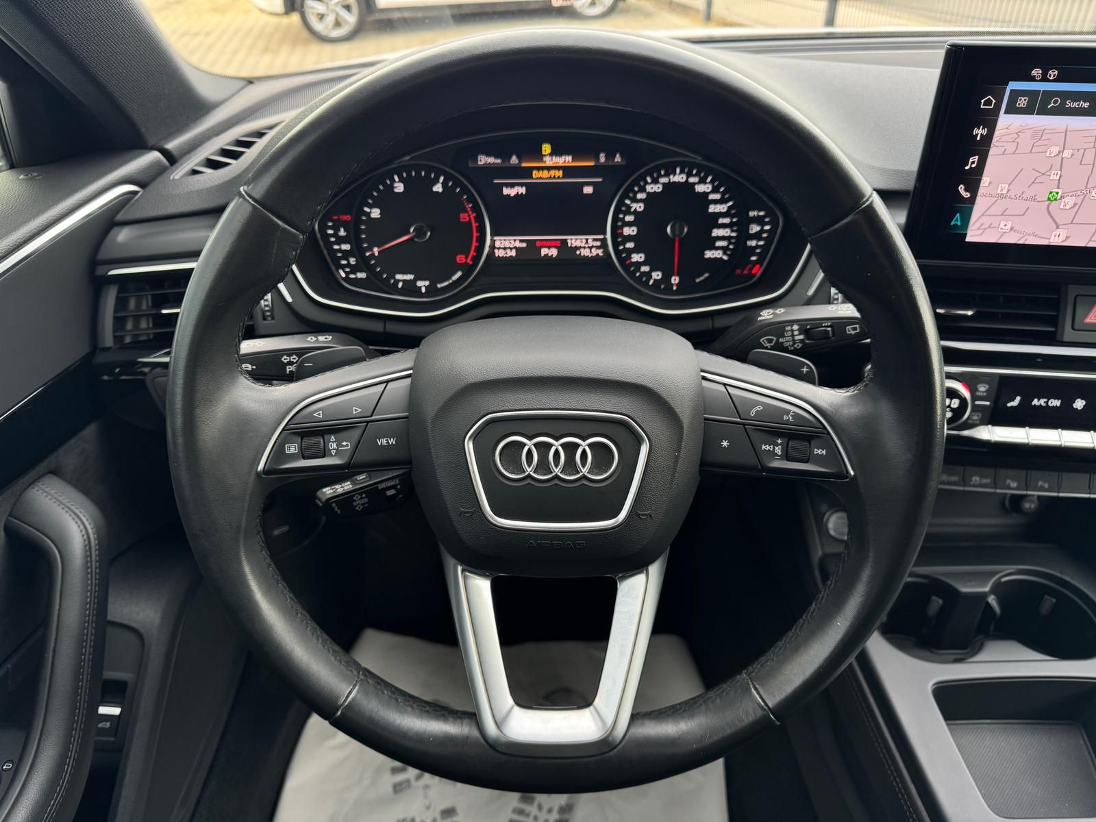 Audi A4 Allroad 40 TDI/S-Tronic/AHK/STDHZG/LEDER/