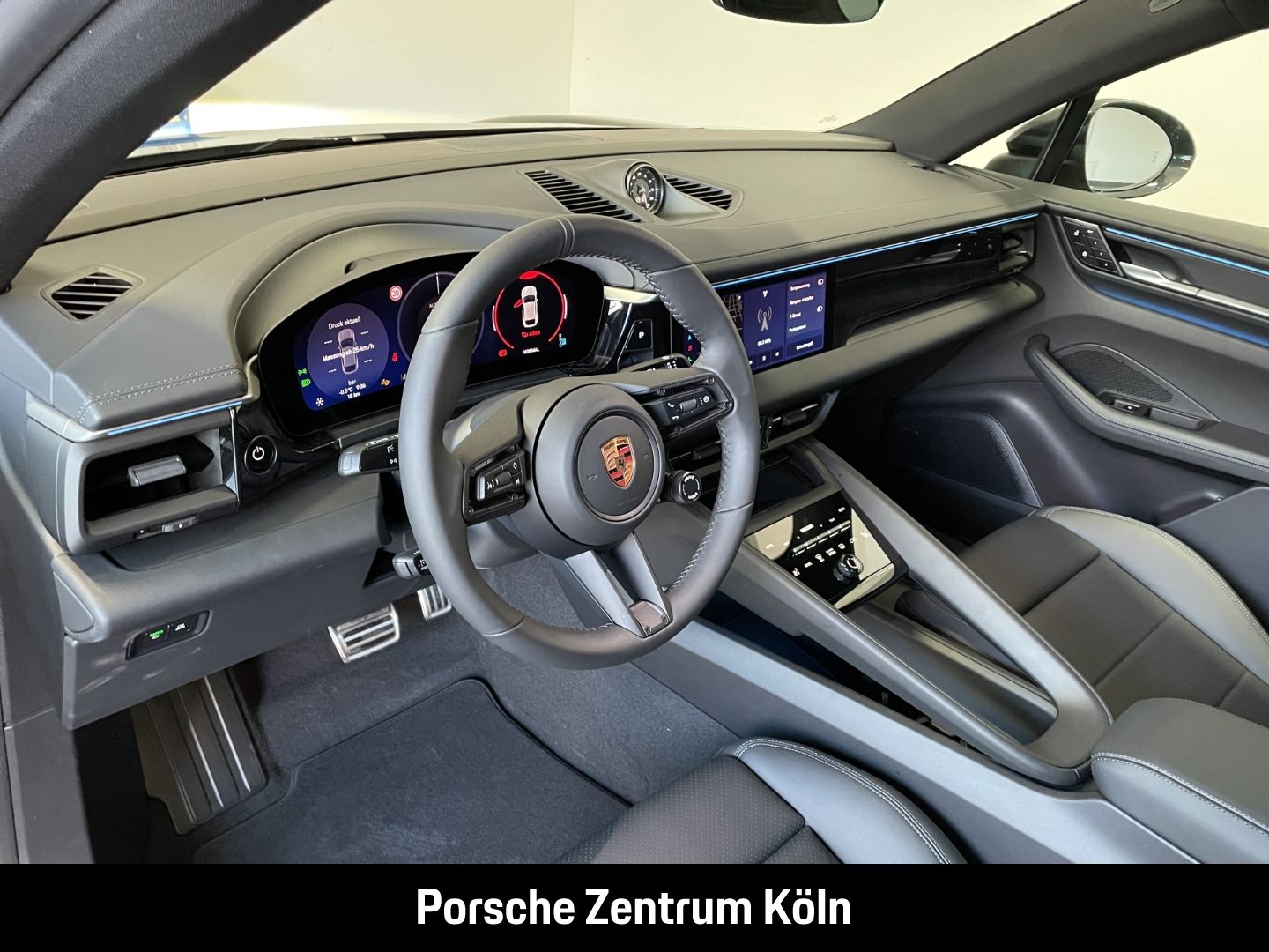 Porsche Macan 4S Electric Surround-View InnoDrive LED-Ma
