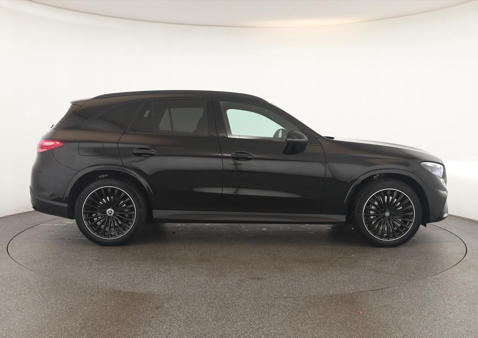 Mercedes-Benz GLC 300 d 4M AMG Advanced Night DIGITAL Pano AHK