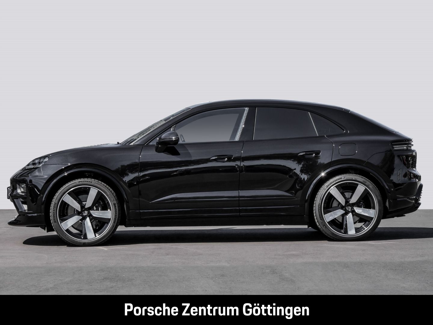 Porsche Macan Turbo InnoDrive LED-Matrix HA-Lenkung