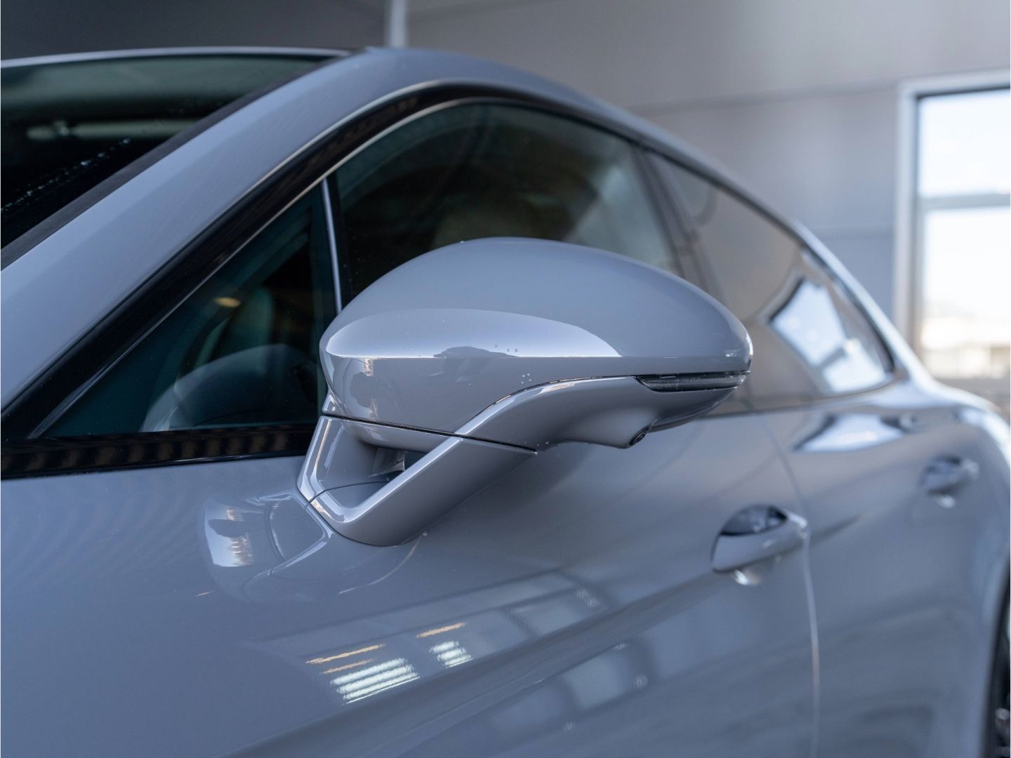 Porsche Panamera 4S E-Hybrid SportDesign HD-Matrix