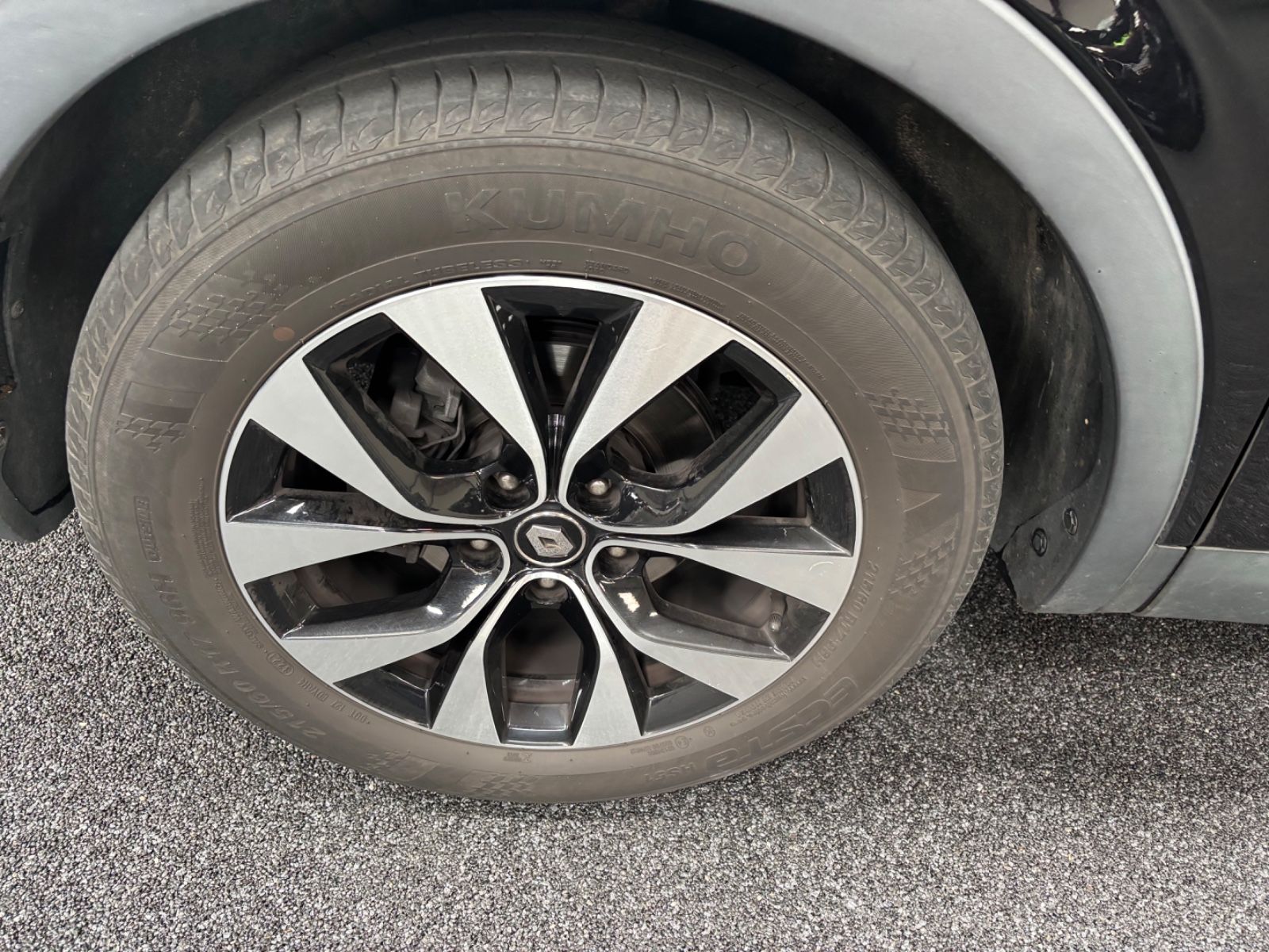 Renault Arkana 1.3 TCe 140 EDC Zen - Samsaru's Car Outlet