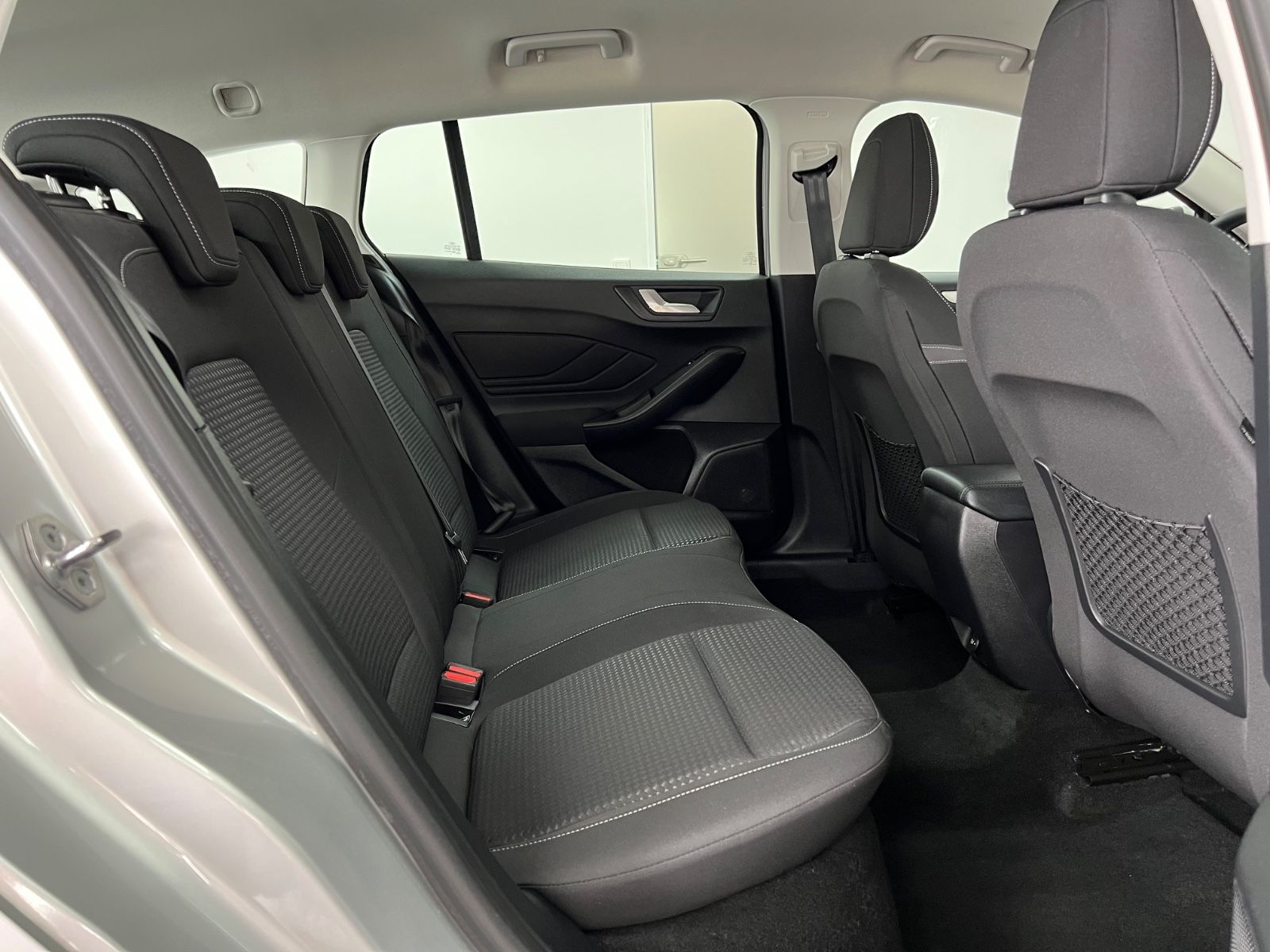 Ford Focus Turnier Cool & Connect - Samsaru's Car Outlet