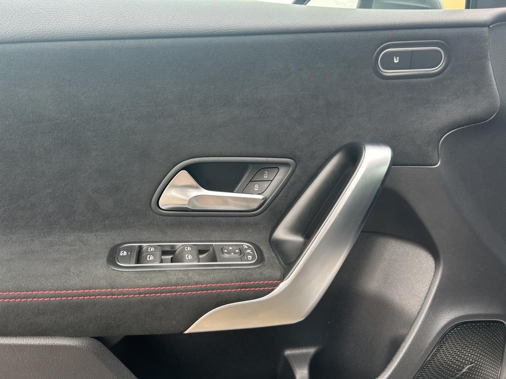 Mercedes-Benz A 180 AMG - Samsaru's Car Outlet