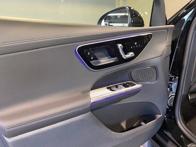 Mercedes-Benz GLC 300 d 4M AMG Night Pano/AHK/Dist/20"/Tot/360