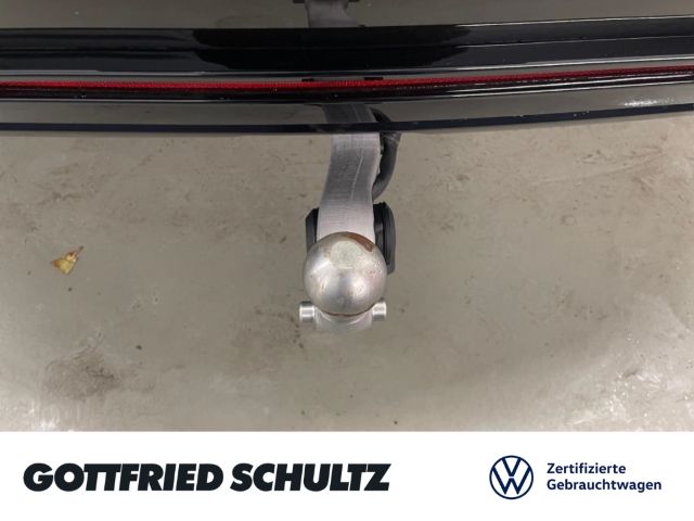 Volkswagen Touareg 3.0 TDI V6 4motion R-LINE - Samsaru's Car Outlet