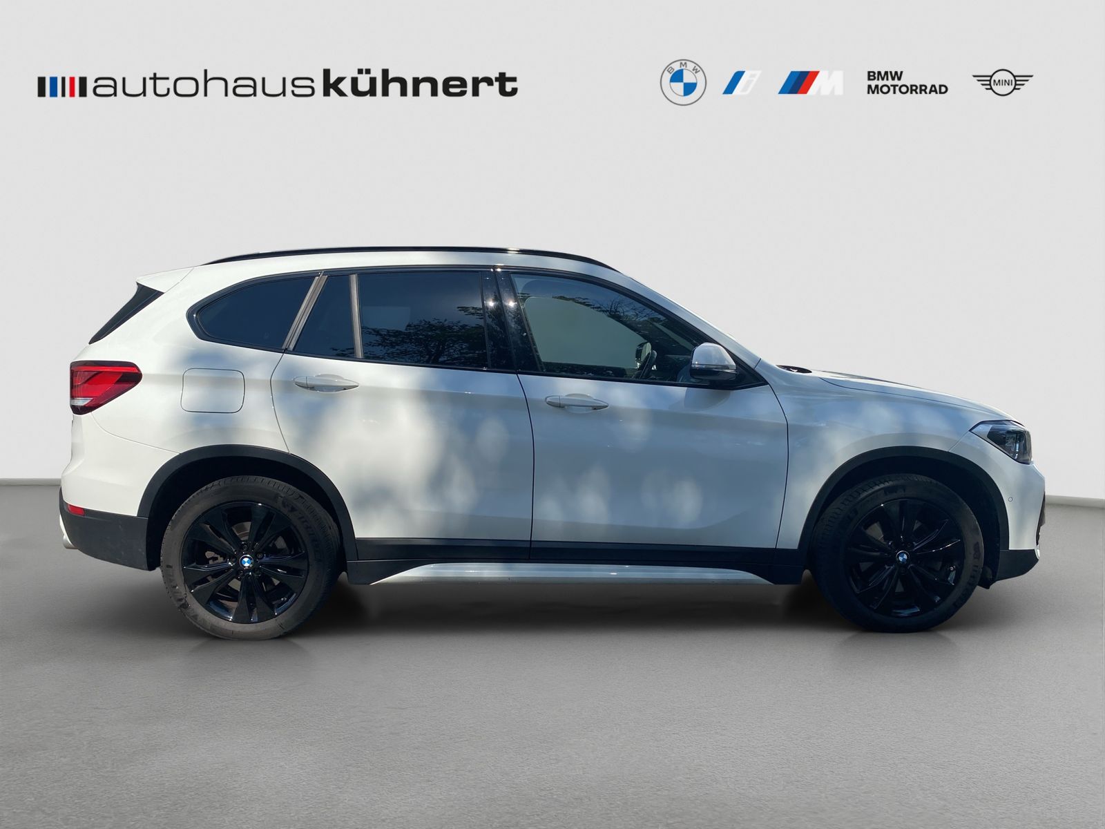 BMW X1 xDrive20d Sport Line - Samsaru's Car Outlet