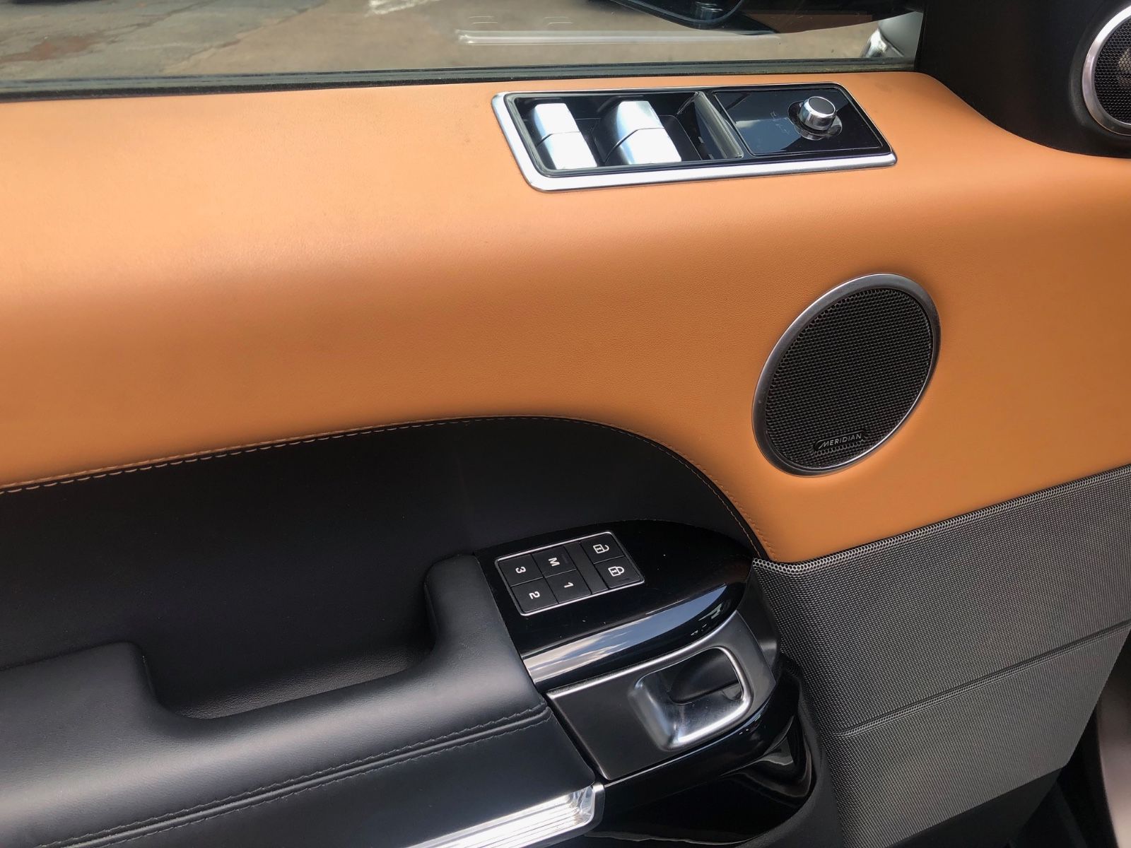 Sport Autobiography Dynamic - Samsaru's Car Outlet