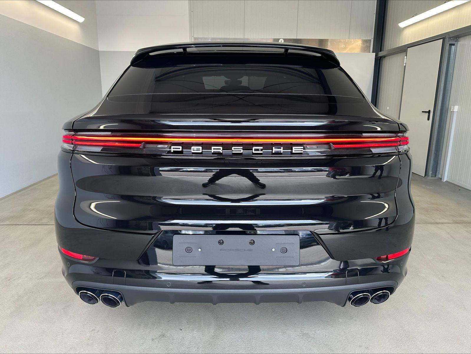 Porsche Cayenne S Coupe 4+1 Luft+AHK+Matrix+Bose+STHZ...